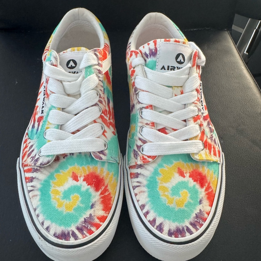 Airwalk Kids Colorful Tie-Dye Sneakers